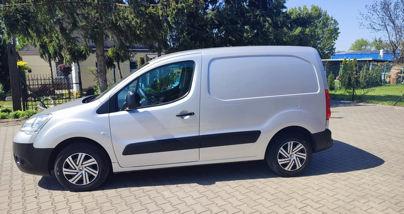 Citroen Berlingo cena 19999 przebieg: 224000, rok produkcji 2012 z Oborniki małe 277